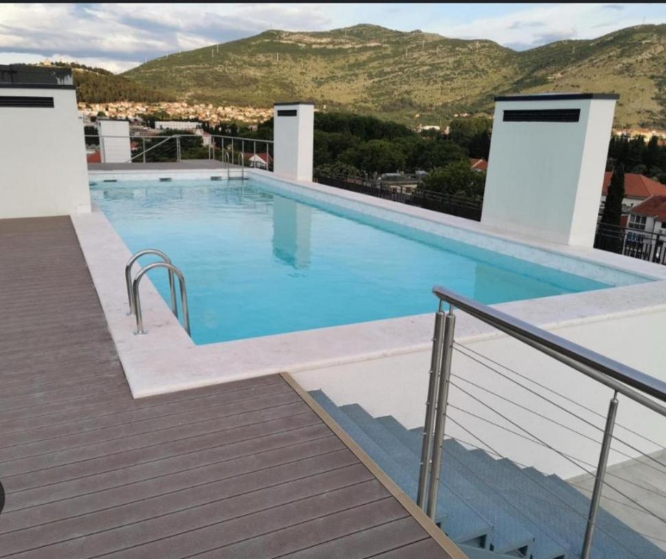 Apartman Cristal Lux Trebinje Exterior foto